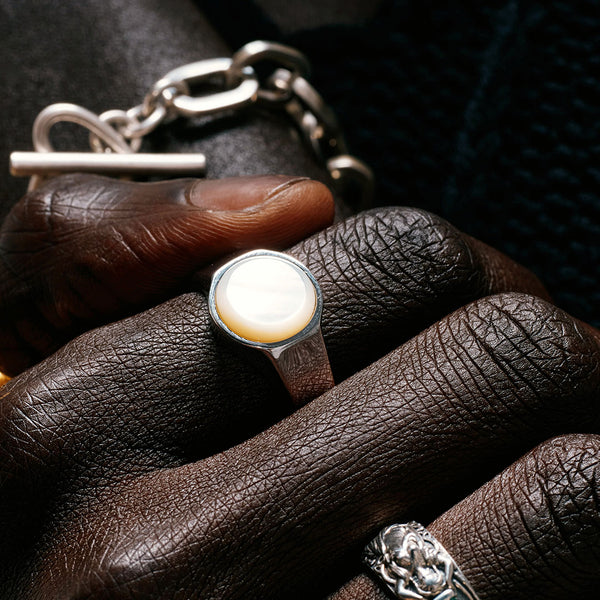 Silver Round Mother Of Pearl Ring - Serge DeNimes